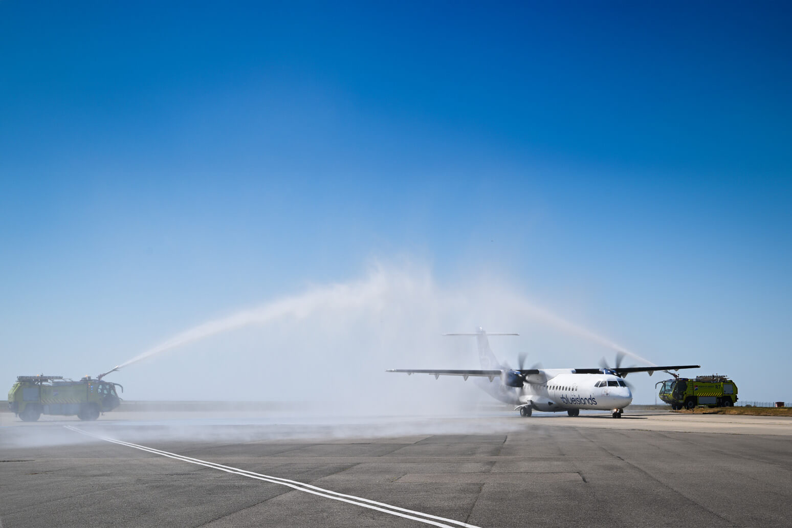 Water arch for Jersey - Paris flights launch