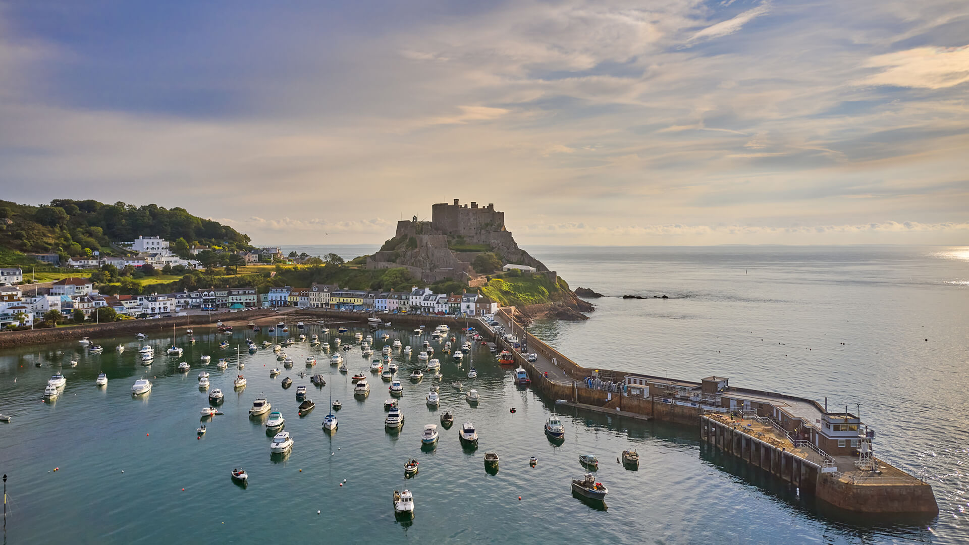 2 night Jersey break, hotel & flights